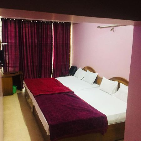 Hotel Nakshatra Ooty Bagian luar foto