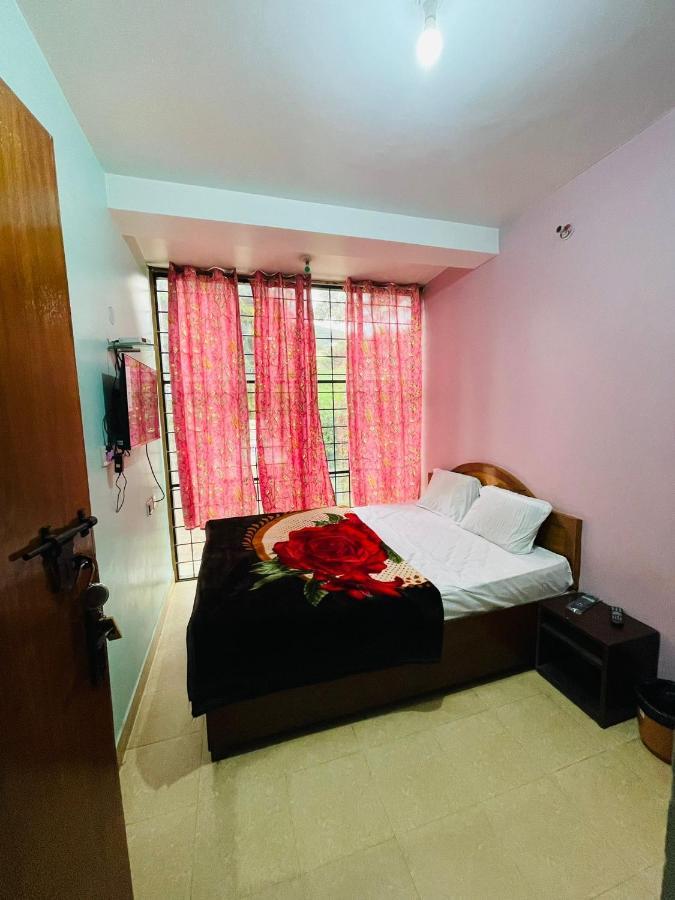 Hotel Nakshatra Ooty Bagian luar foto
