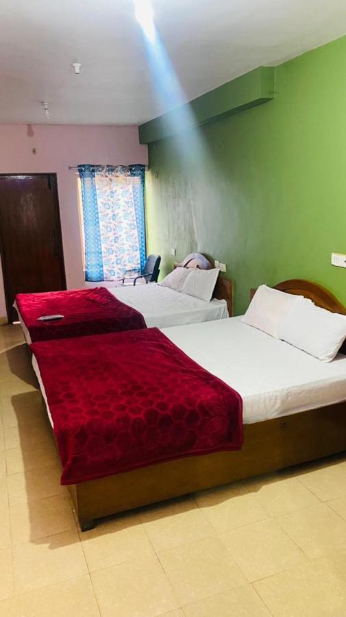 Hotel Nakshatra Ooty Bagian luar foto