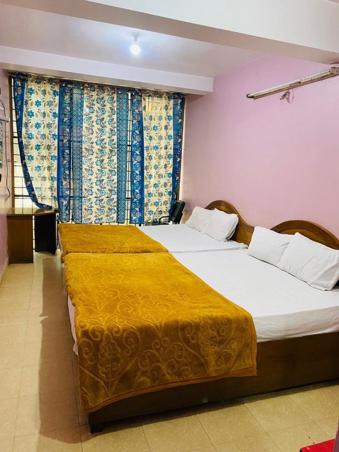 Hotel Nakshatra Ooty Bagian luar foto