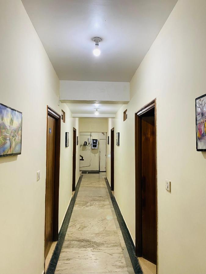 Hotel Nakshatra Ooty Bagian luar foto